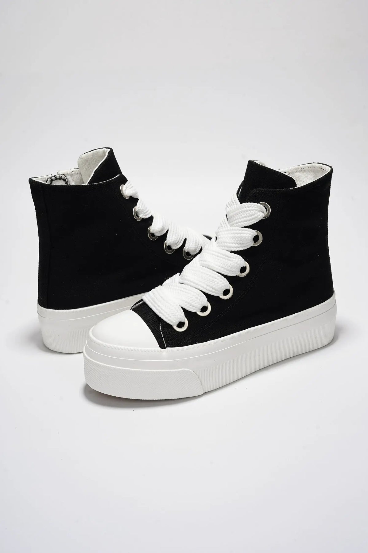 Black Canvas Platform High Top